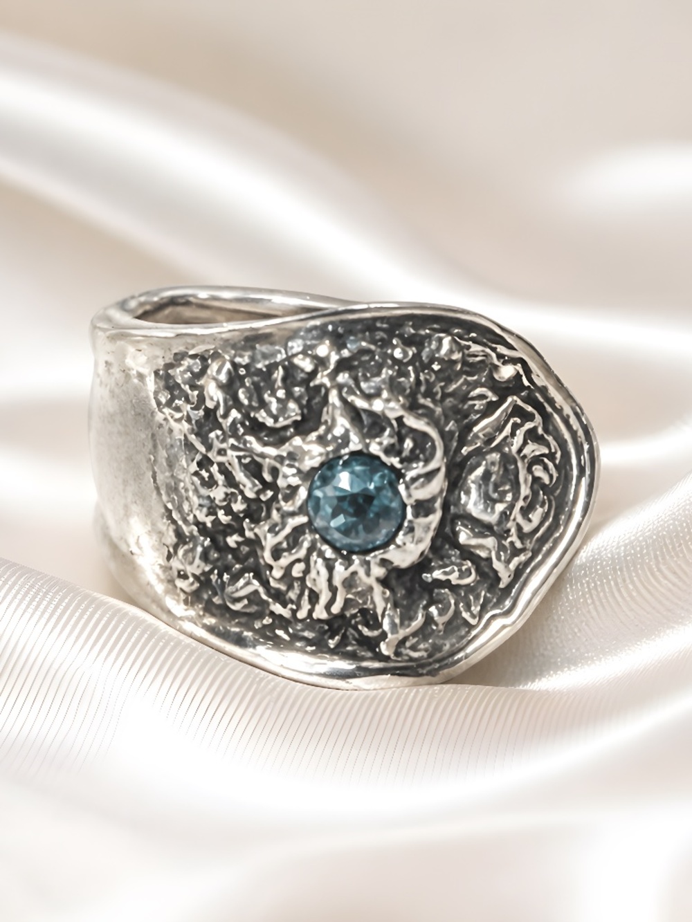 Vintage Spoon Ring With Aquamarine & Artisan Boho Metalwork Size 8